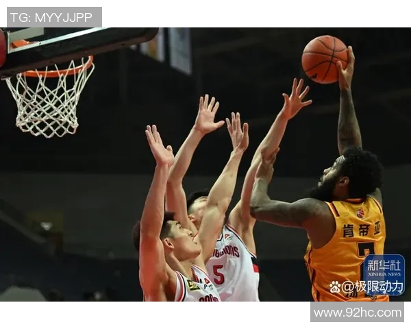 CBA精彩对决江苏队与新疆队比赛录像回顾与精彩瞬间分析